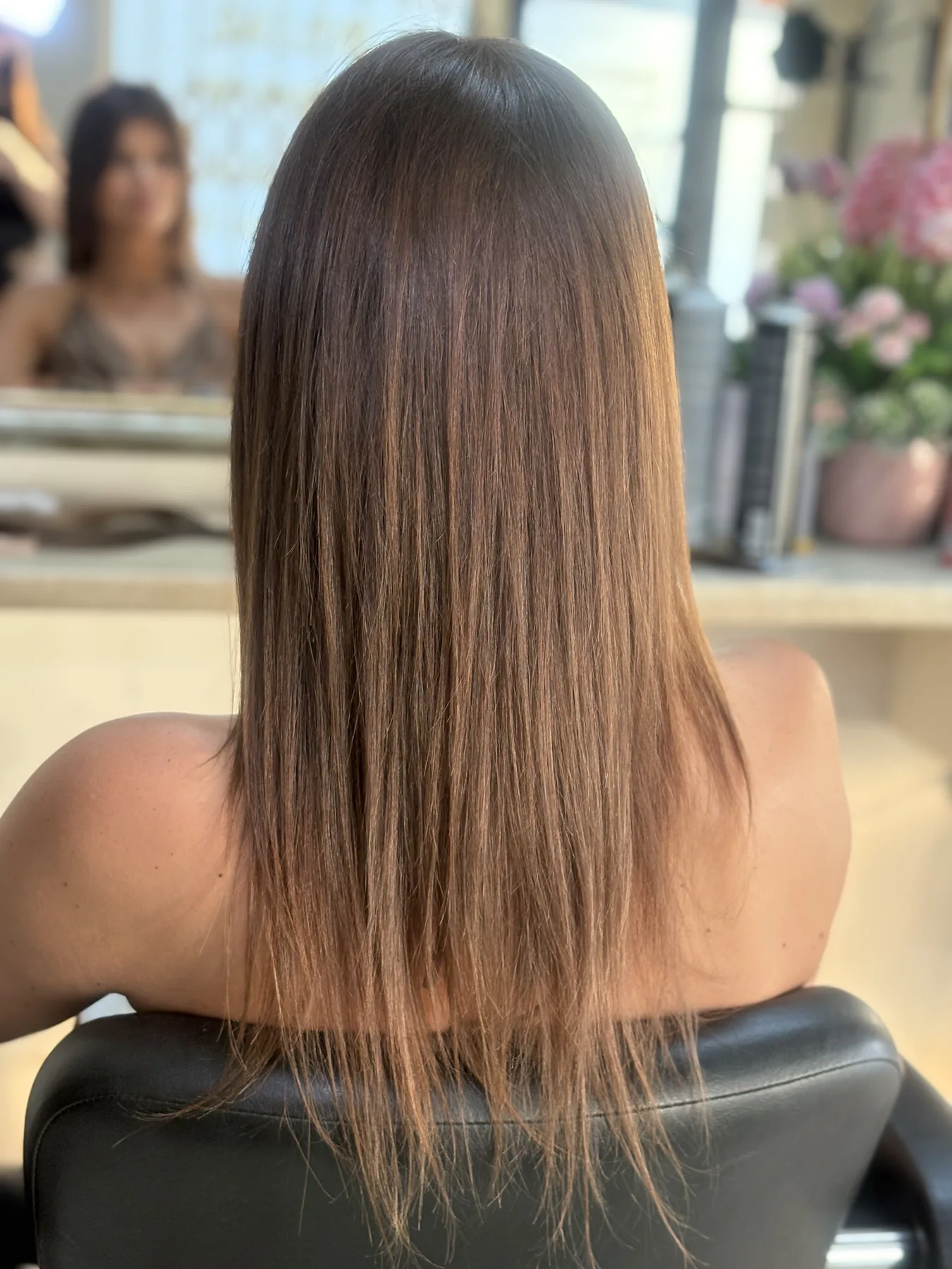 Metamorfoza włosów 015 przed i pierwsze zdjęcie po w salonie M&M Retkinia — przed
